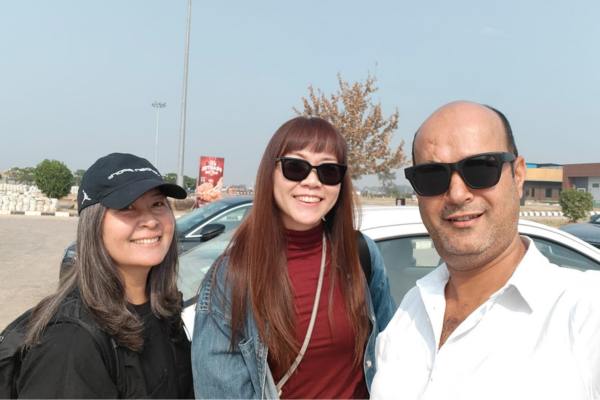 Taj Mahal Sunrise Tour