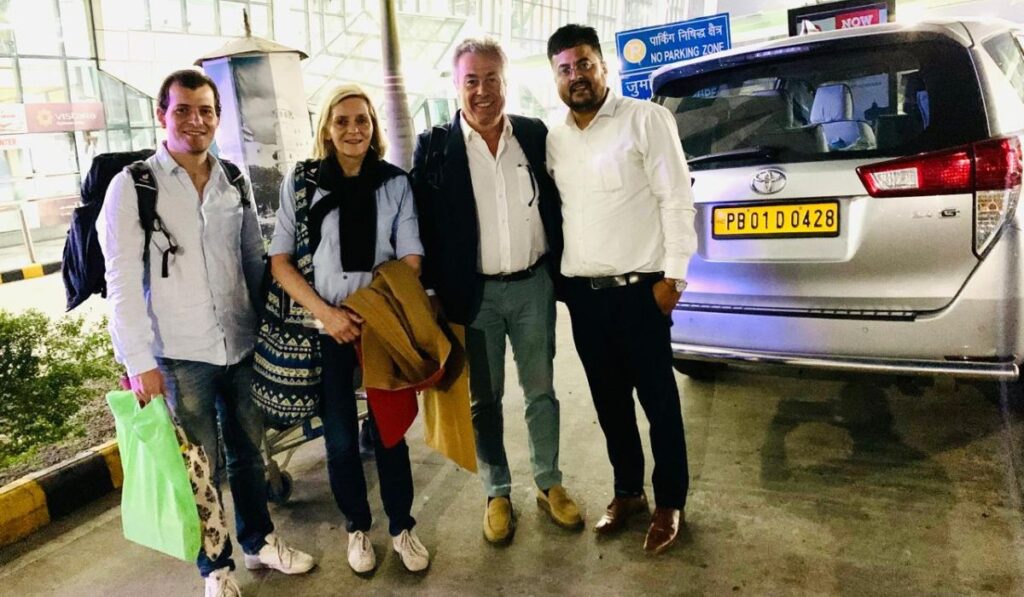 Noleggio auto con autista in India: la guidacompleta per viaggiaresenzapensieri